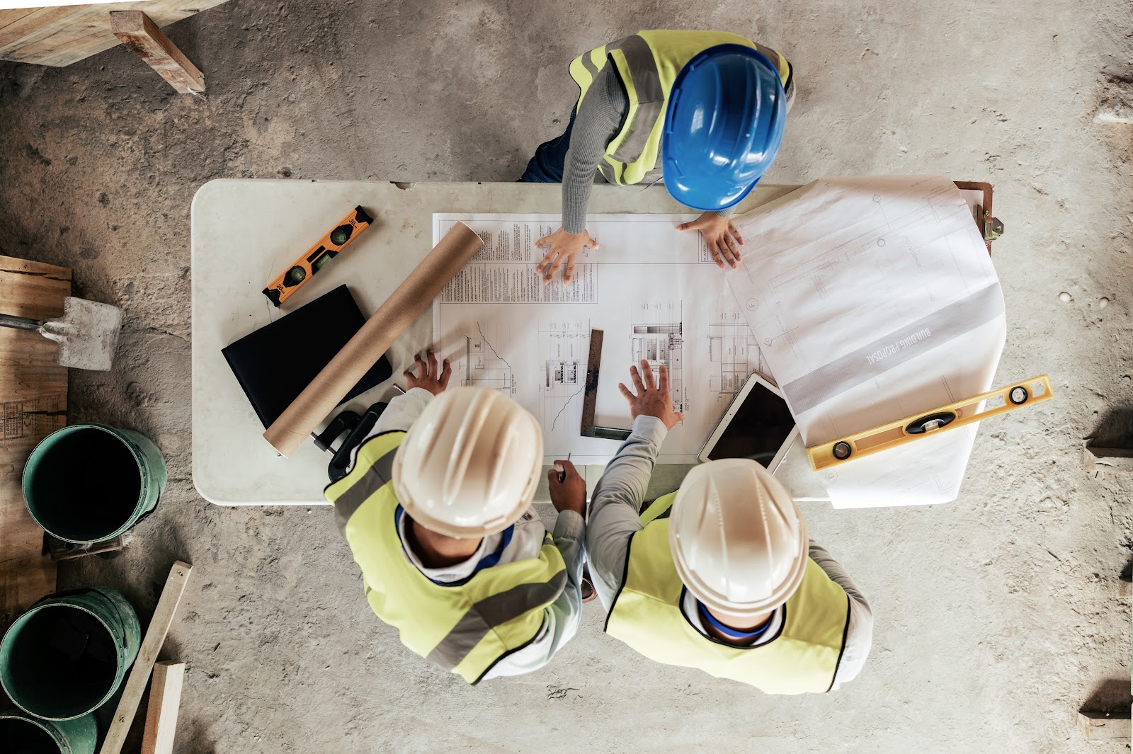 Image de couverture de la page TITRE PRO Conducteur de Travaux Aménagement Finitions